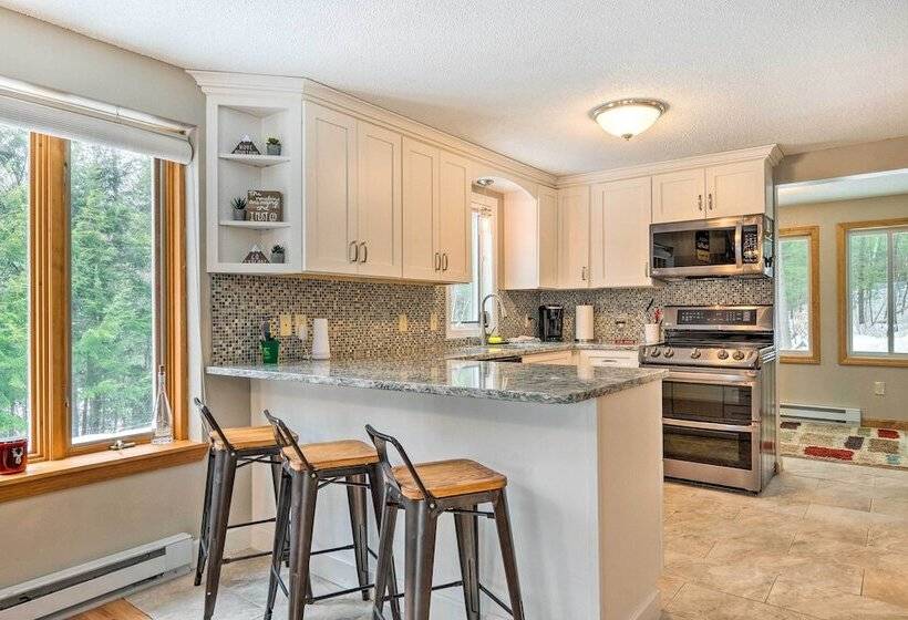 Mountain View House In Campton Close To Skiing!