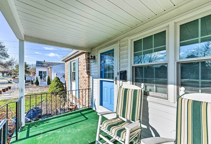 Cozy Cape May Escape Near Beaches & Golfing!