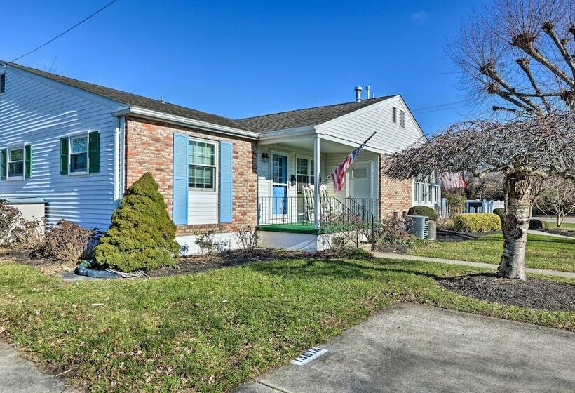 Cozy Cape May Escape Near Beaches & Golfing!