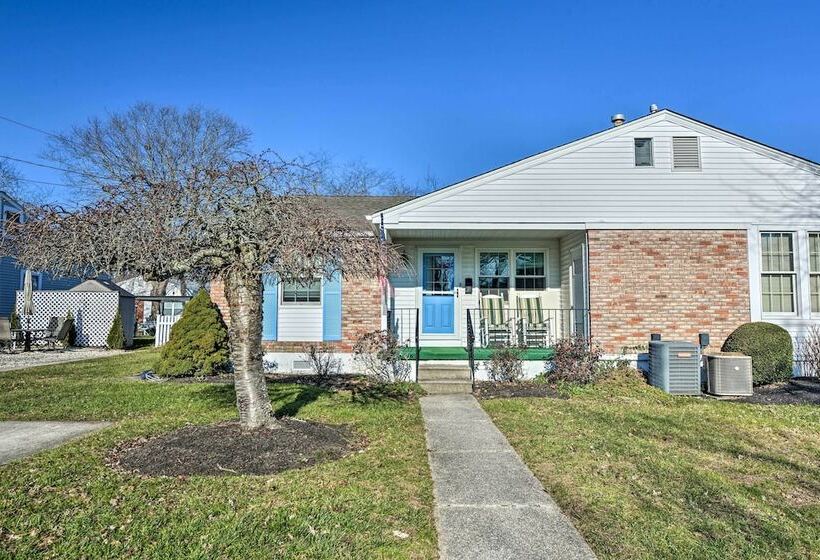 Cozy Cape May Escape Near Beaches & Golfing!