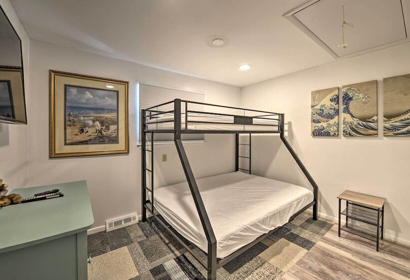 Cozy Cape May Escape Near Beaches & Golfing!