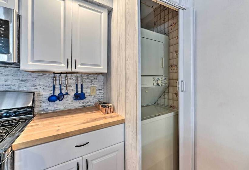 Cozy Cape May Escape Near Beaches & Golfing!