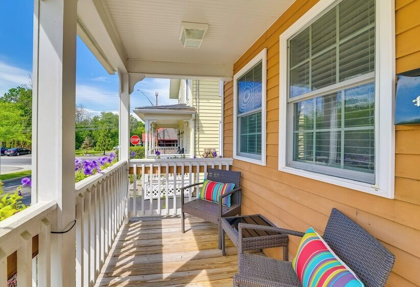 Cozy Finger Lakes Abode In Downtown Canandaigua!