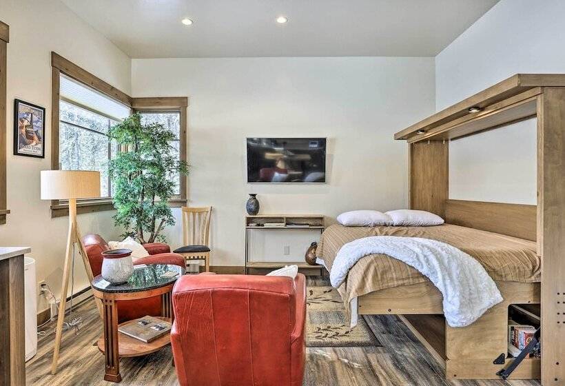 Cozy Fraser Cabin W/ Views & Moose Sightings!