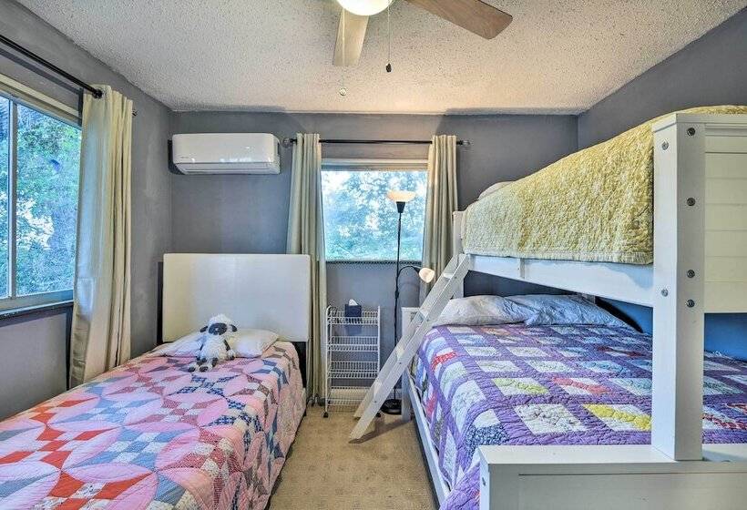 Cozy Graham Retreat ~ 3 Mi To Lake Eddleman!