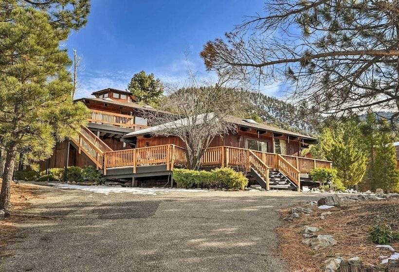 Cozy Grand Woodland Cabin W/ Mountain Views