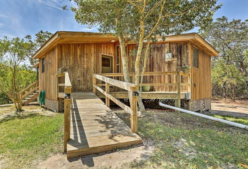 Cozy Hatteras Island Abode ~ 1 Mi To Frisco Beach!
