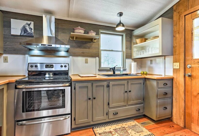 Cozy Hatteras Island Abode ~ 1 Mi To Frisco Beach!