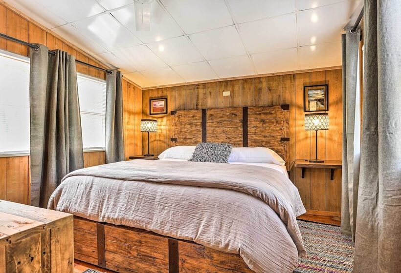 Cozy Hatteras Island Abode ~ 1 Mi To Frisco Beach!