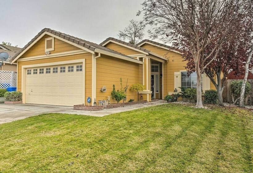 Cozy Home W/ Hot Tub ~ 13 Mi To Sacramento