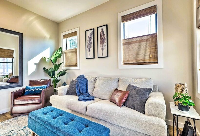 Cozy, New Build Cabin: Steps To Lake Conroe!