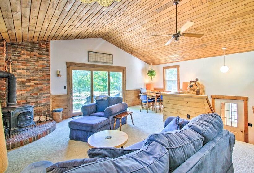 Cozy North Conway Home: Walk To Slopes & Dtwn