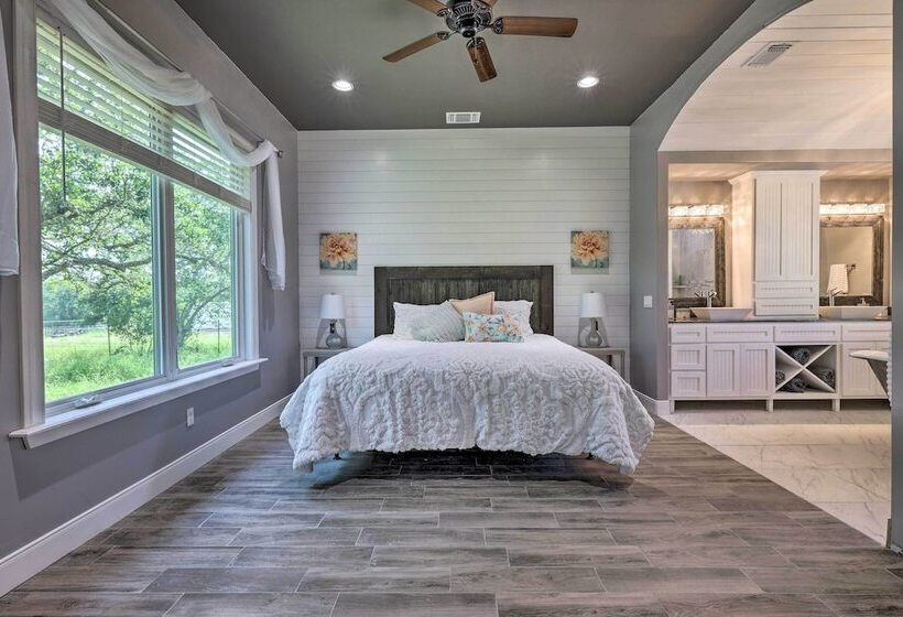 Cozy Spring Branch Cottage In Hill Country!