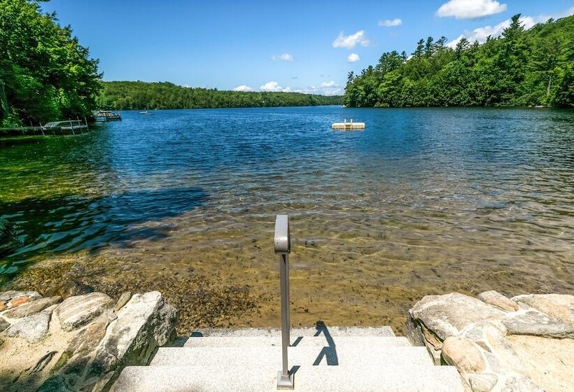 Cozy Tuftonboro Home W/ Deck   Walk To Beaches!