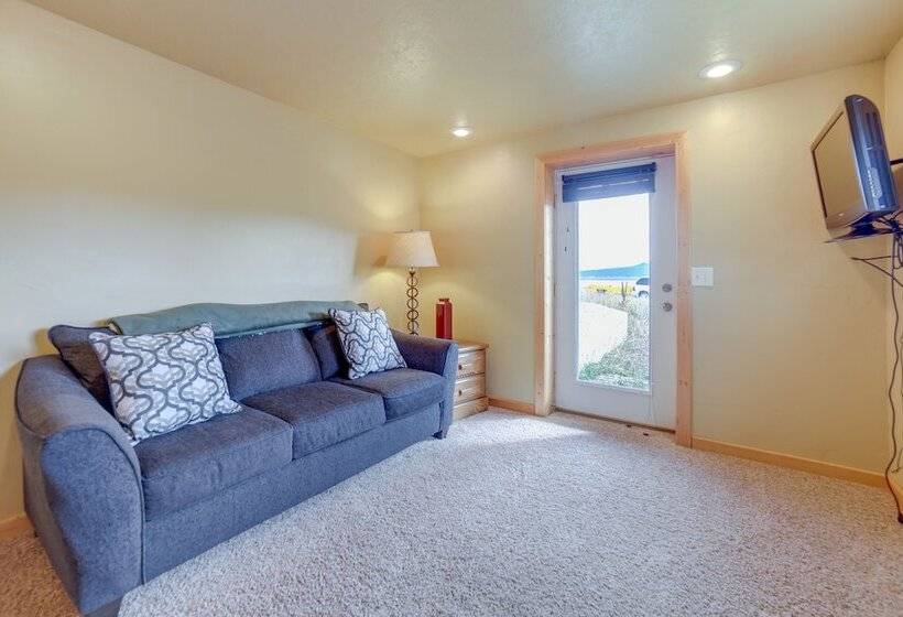 Custom Log Cabin W/ Views 20 Mi. To Yellowstone!