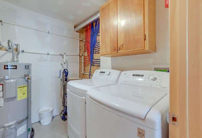 Custom Log Cabin W/ Views 20 Mi. To Yellowstone!