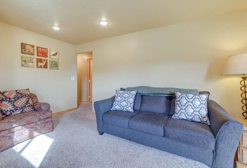 Custom Log Cabin W/ Views 20 Mi. To Yellowstone!