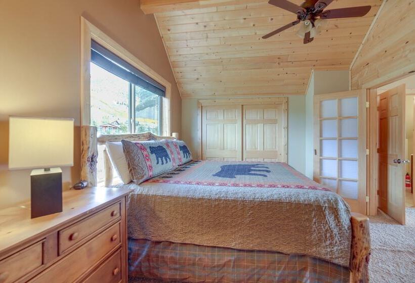 Custom Log Cabin W/ Views 20 Mi. To Yellowstone!