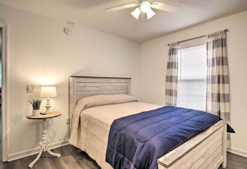 Ocean Pines House W/ Fire Pit & Community Pool