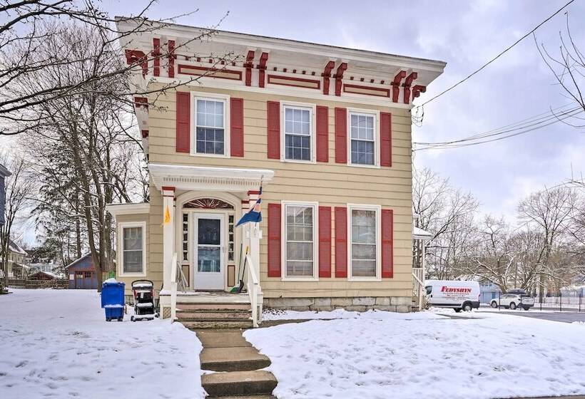 Dog Friendly Downtown Auburn Vacation Rental!