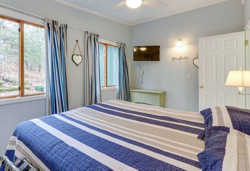 Family Friendly Mears Cottage Walk To The Beach!