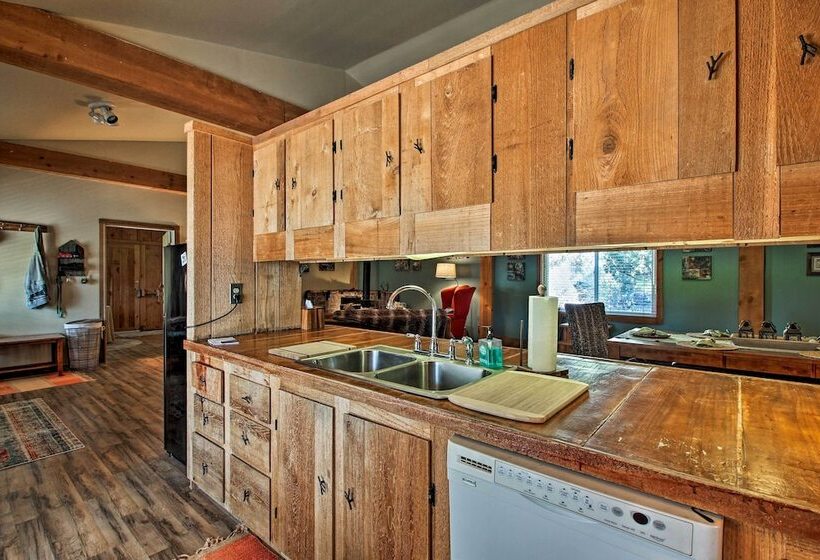 Dog Friendly Ranch Cottage W/ Yard ~ 13 Mi To Bend