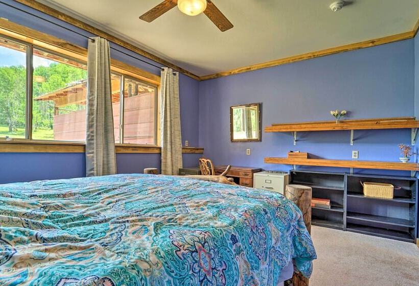 Direct Hiking Access: Riverfront Dolores Home!