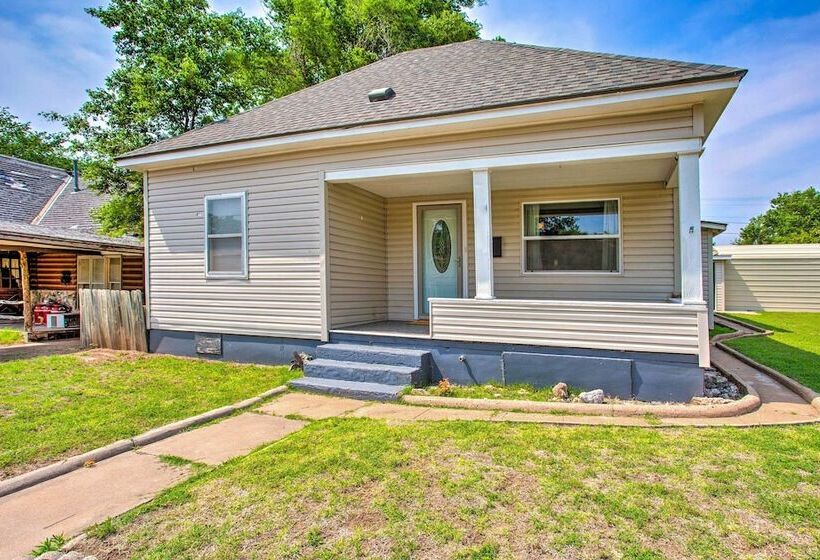 The Sandlot  Waynoka Home Near Little Sahara!