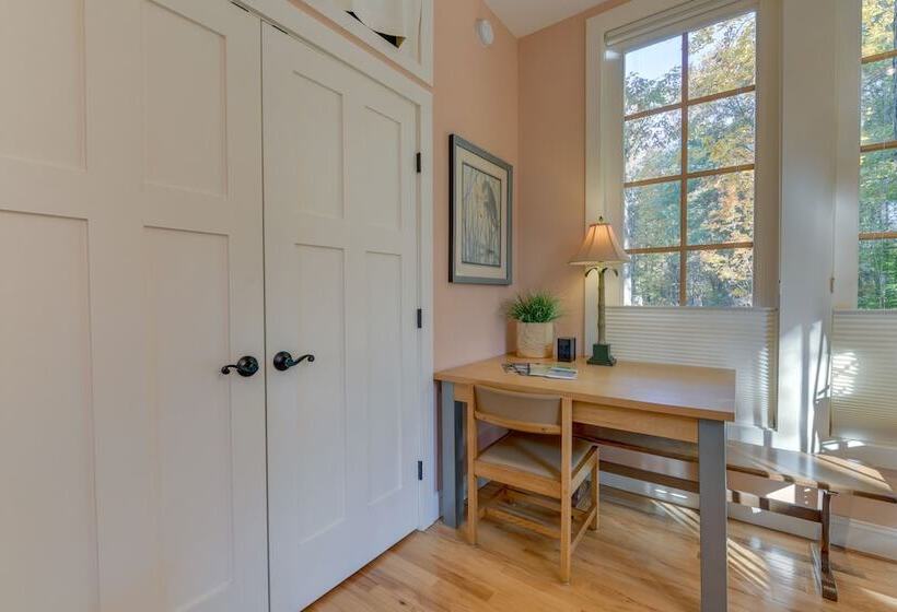 Wnc French Broad Riverwalk Retreat W/ Wifi