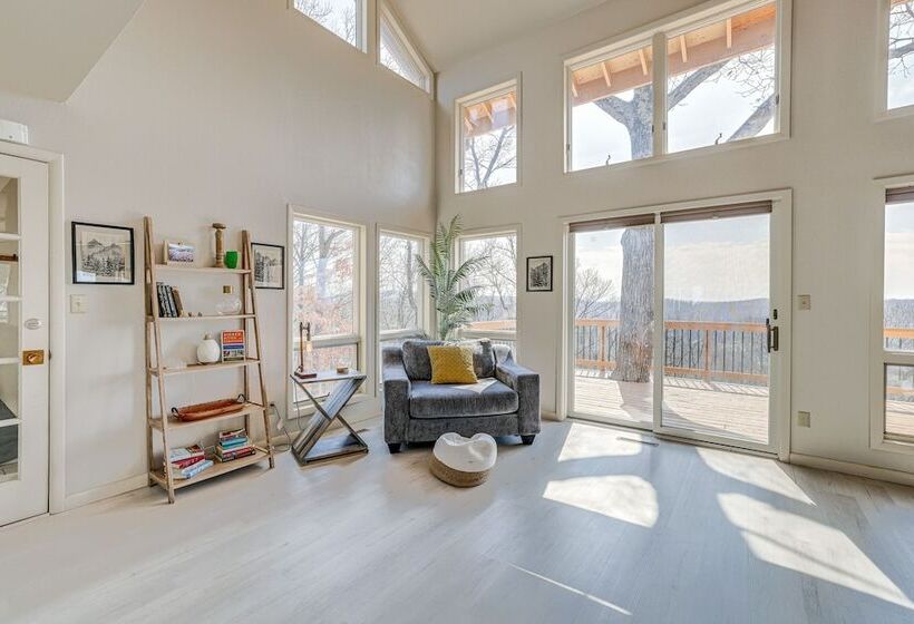 Eureka Springs Gem: 2 Decks, Mtn + Lake Views