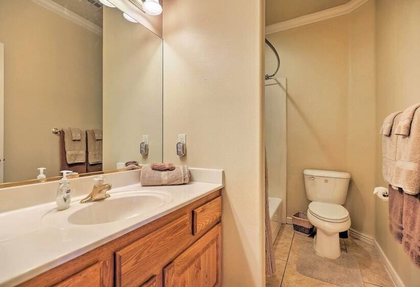 Family Friendly Home Near Zion National Park!