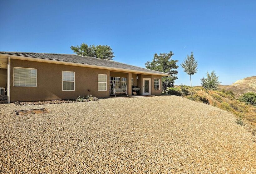 Family Friendly Home Near Zion National Park!