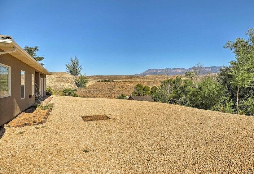 Family Friendly Home Near Zion National Park!
