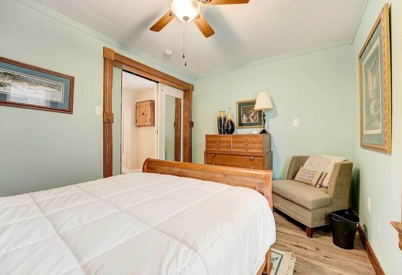 Fort Wayne Retreat, Walk To Parkview Field!