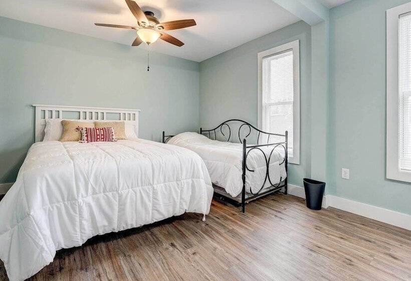 Fort Wayne Retreat, Walk To Parkview Field!