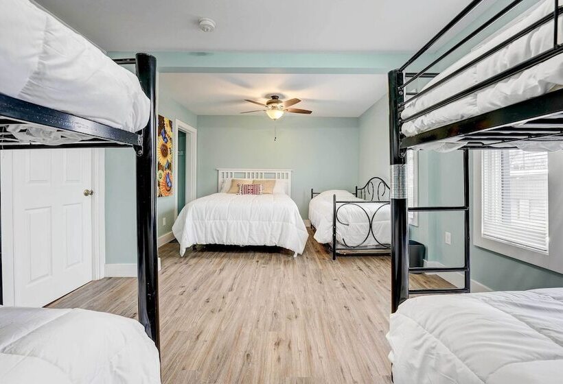 Fort Wayne Retreat, Walk To Parkview Field!