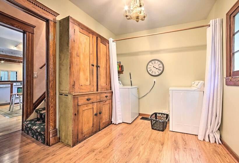 Historic Gaylord Home In Heart Of Downtown!