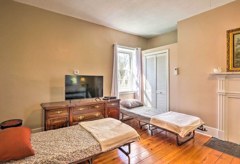 Historic  Hammond House  W/ Wine Country View!