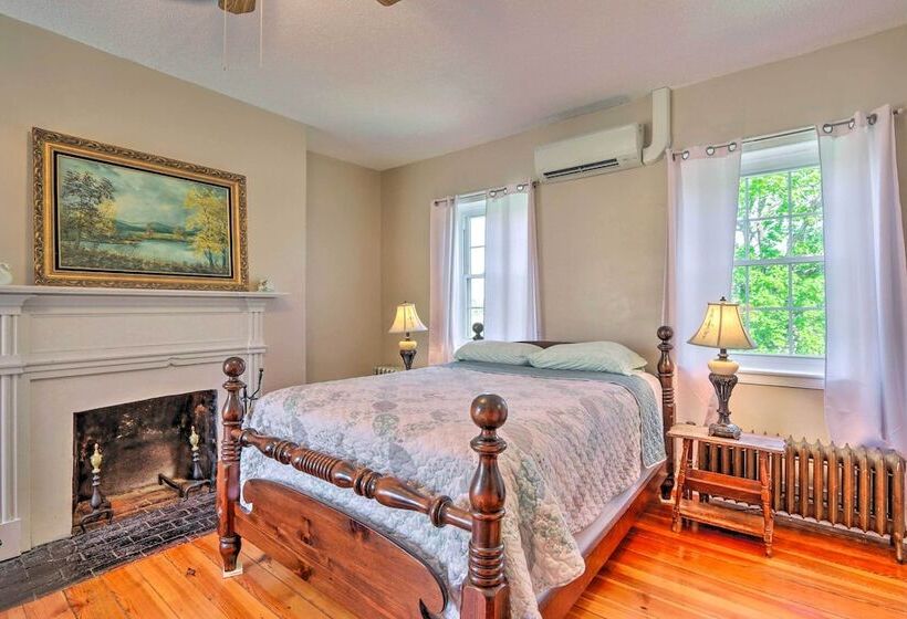 Historic  Hammond House  W/ Wine Country View!