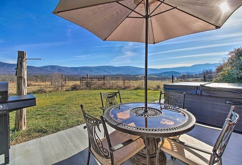 Home W/ Hot Tub Near Shenandoah Nat L Park!