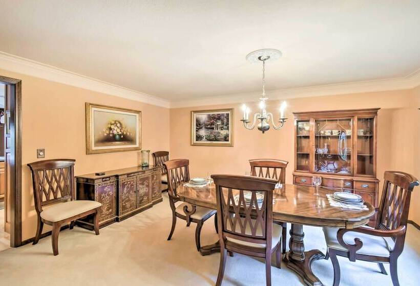 Hoodsport Home On 7 Wooded Acres W/ Hot Tub!