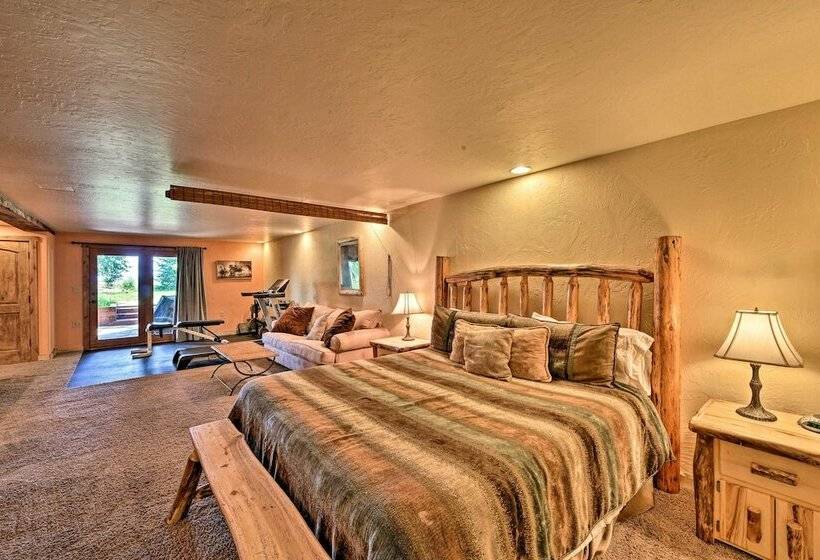 Horse Ranch Home W/ Deck, Hot Tub In Crested Butte