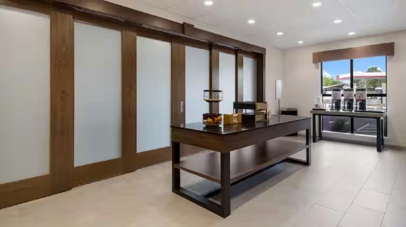 فندق Hampton Inn Concord