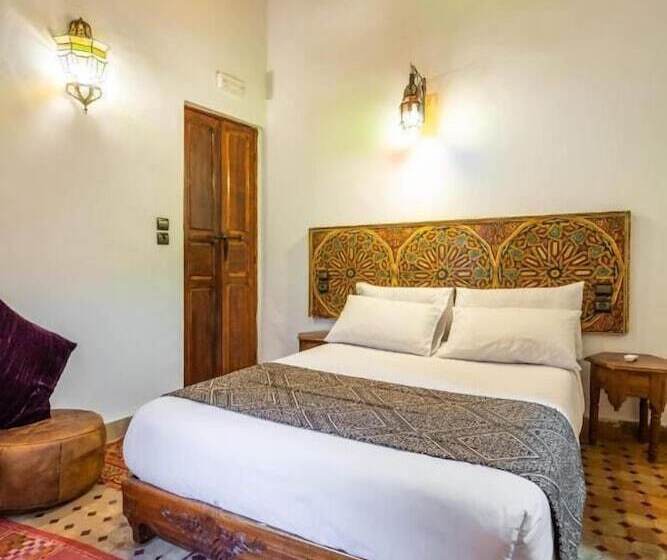 هتل Le Cèdre D Argent