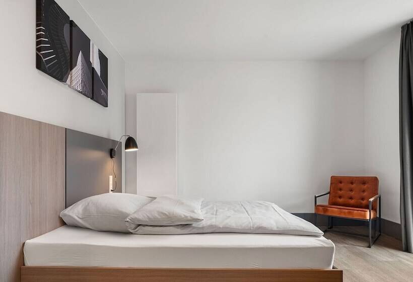 בית מלון כפרי Smartments Connect Frankfurt City Ost