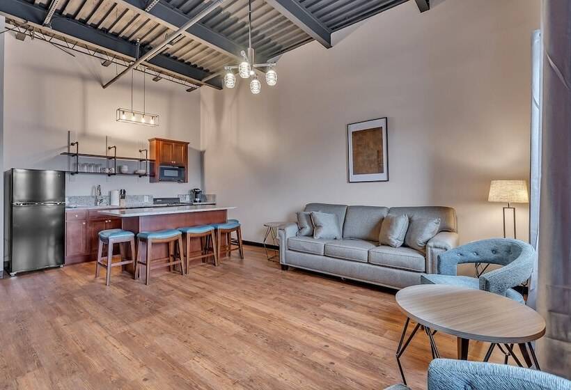 בית מלון כפרי The Brewer S Lofts Above Grand Strand Brewing