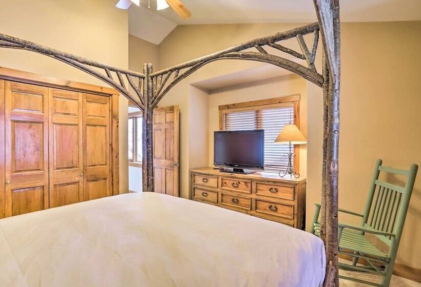 House W/ Hot Tub & Ac   Shuttle To Skiing!