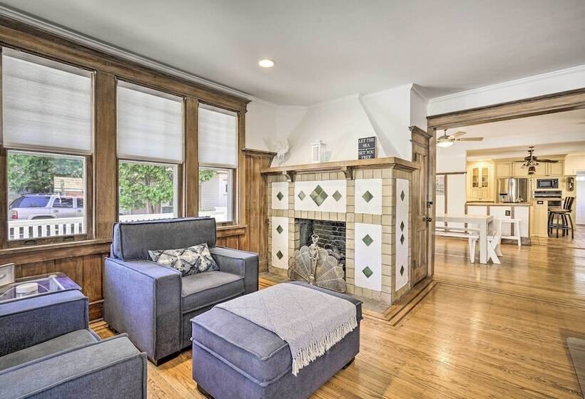 Idyllic Atlantic City Home 1 Block To Beach