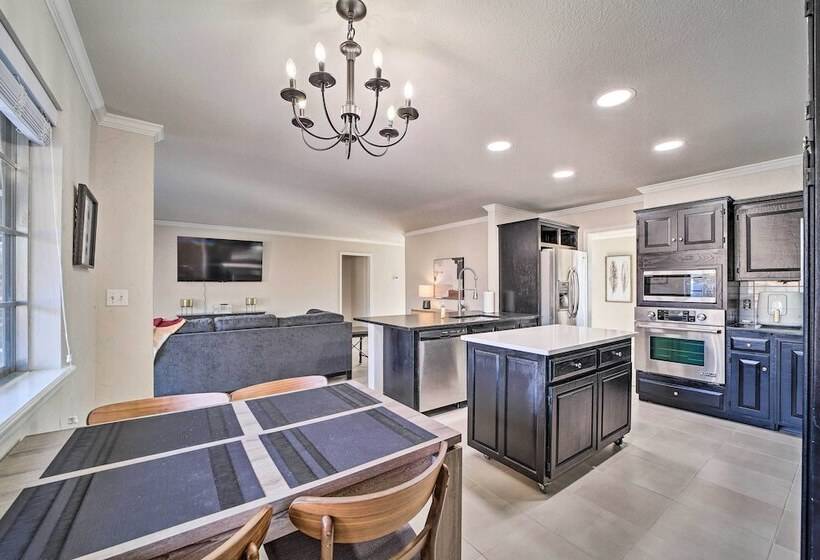 Immaculate  Woodland View  Retreat W/ Hot Tub