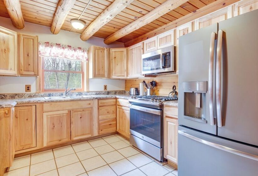 Interlochen Cabin W/ Fireplace Near State Park!